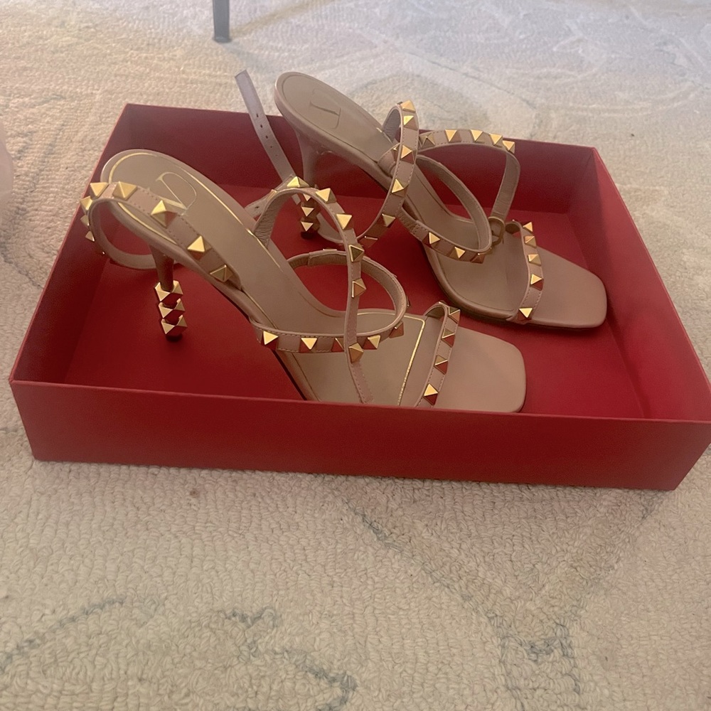 Valentino Garavani Shoes